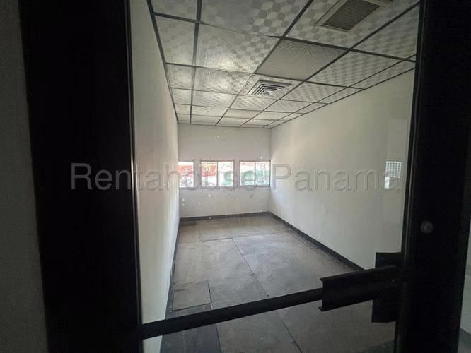 Oficina Comercial en Alquiler en Obarrio JG
