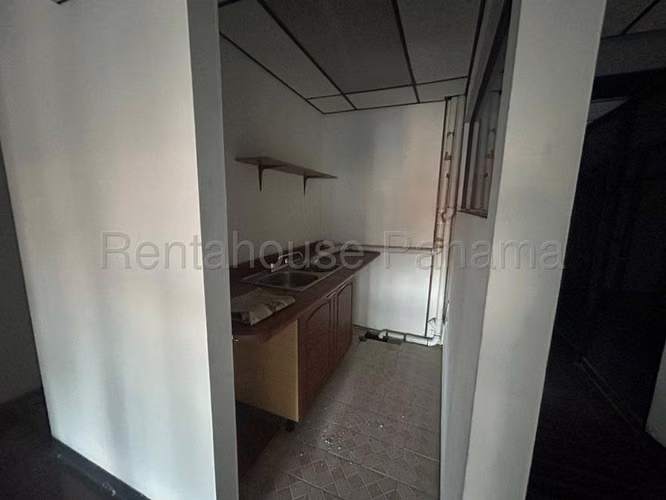 Oficina Comercial en Alquiler en Obarrio JG