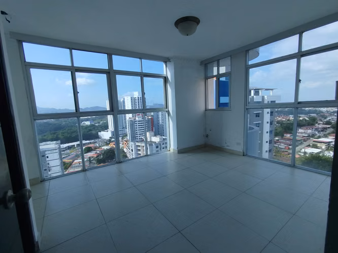 Apartamento Reposeído en Venta en Betania | PH Crystal Hills | 198m²
