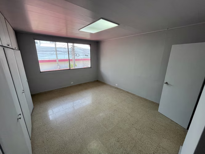 Casa Comercial en alquiler Excelente Ubicacion