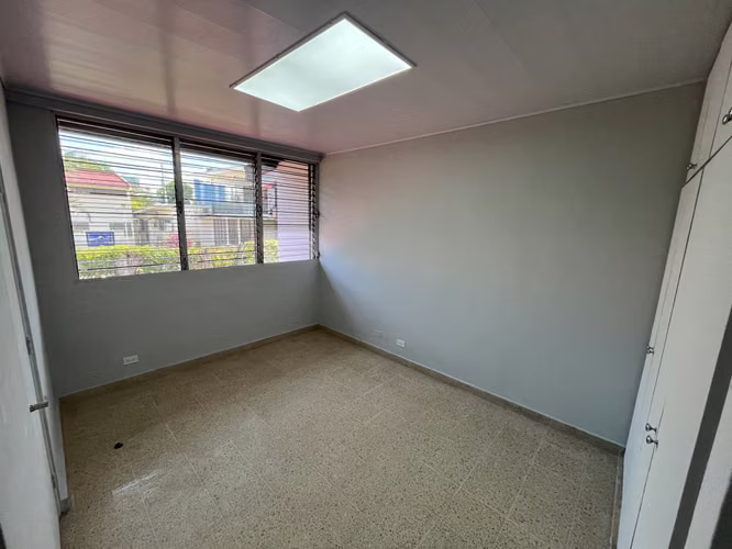 Casa Comercial en alquiler Excelente Ubicacion