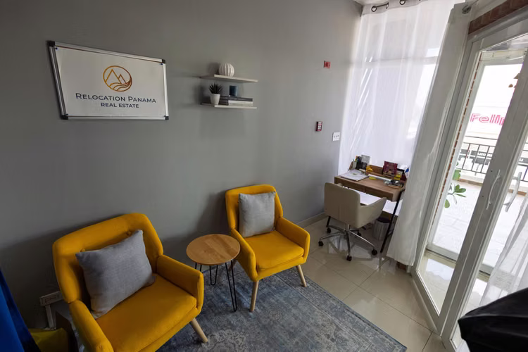 LOCAL COMERCIAL EN VENTA — CORONADO, PANAMÁ OESTE