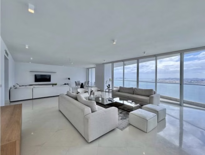 Alquiler de apartamento en Punta Paitilla con Vista al mar - Imagen 1