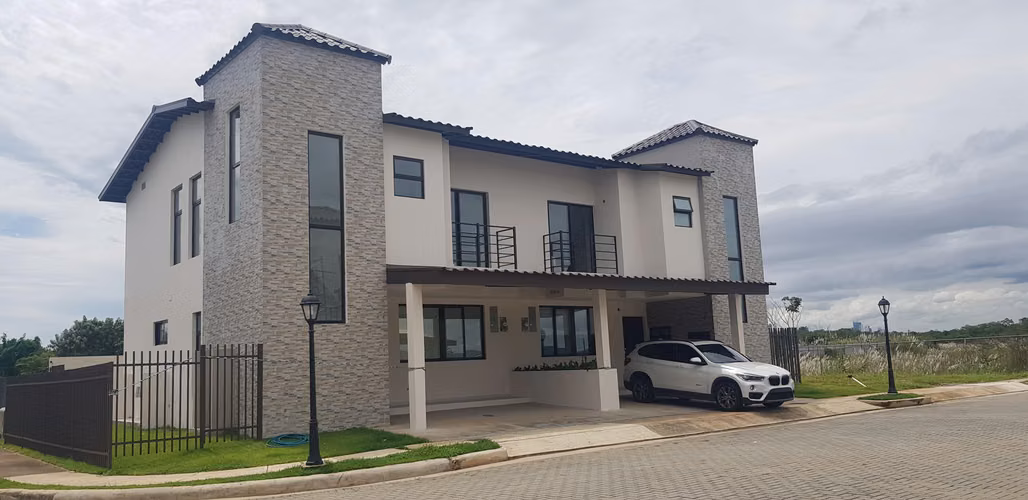 House for sale in Costa Sur AK