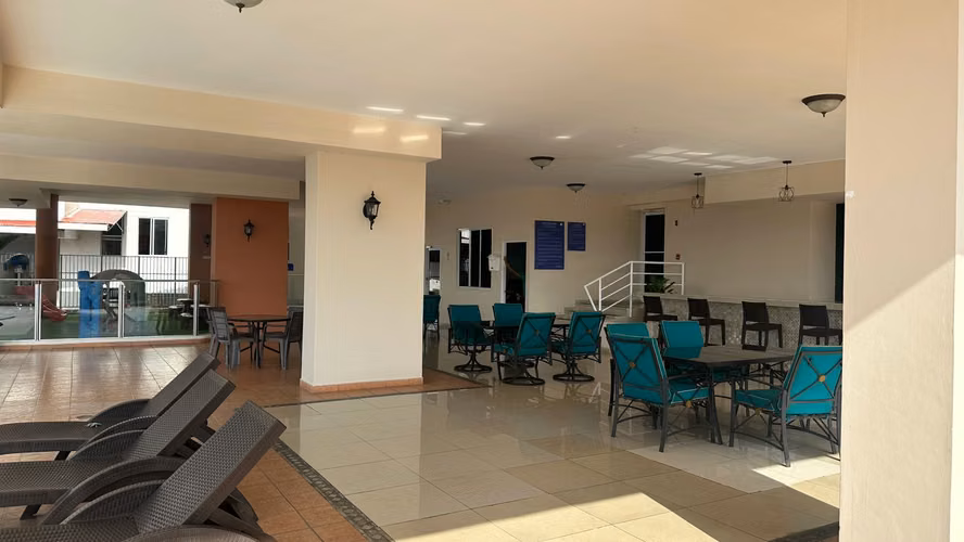 APARTAMENTO EN VENTA -PH DOS MARES VIEW I Y II