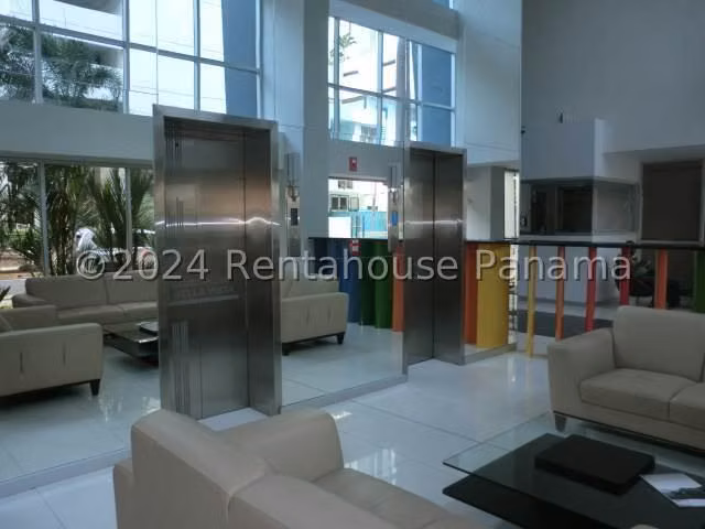 Apartamento Amoblado en Venta en Colores de Bella Vista  CIG258398 - Imagen 16