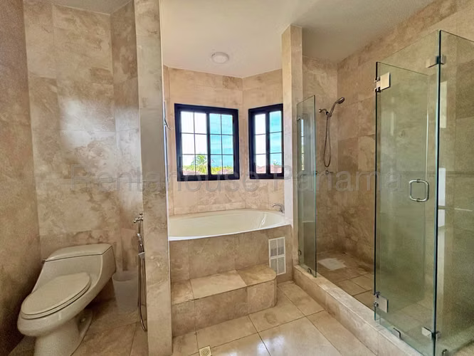 Venta de casa en Costa Sur AK - Imagen 10