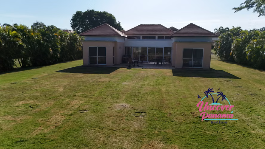 Villa de Playa en Venta en Costa Blanca Golf & Villas