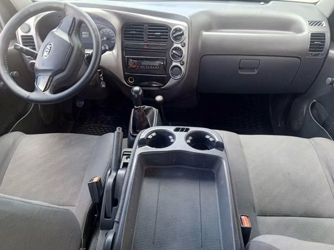 KIA K2700 4X4 DOBLE CABINA 2017