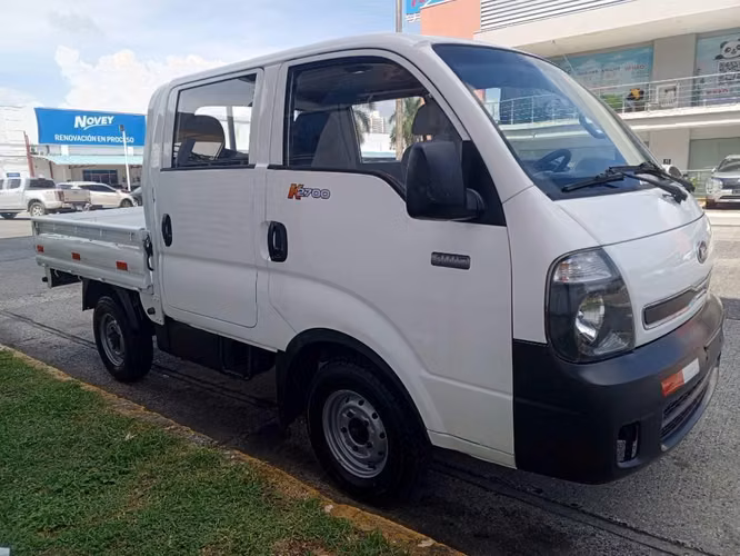 KIA K2700 4X4 DOBLE CABINA 2017