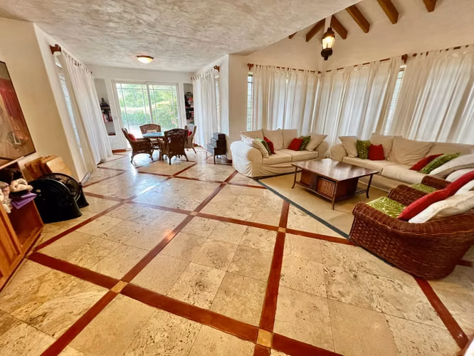 PUNTA BARCO CASA EN VENTA
