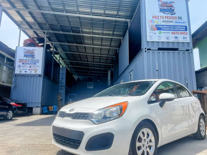 KIA RIO HATCHBACK 2013
