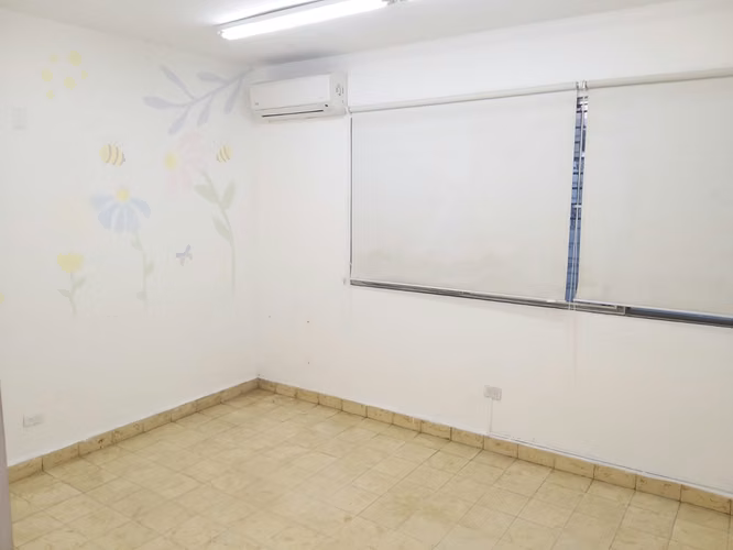 Casa Comercial en Alquiler – Villa Lilla (A Pasos de Vía Porras)