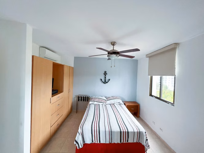 VENTA APARTAMENTO EN PLAYA BLANCA  (MR)