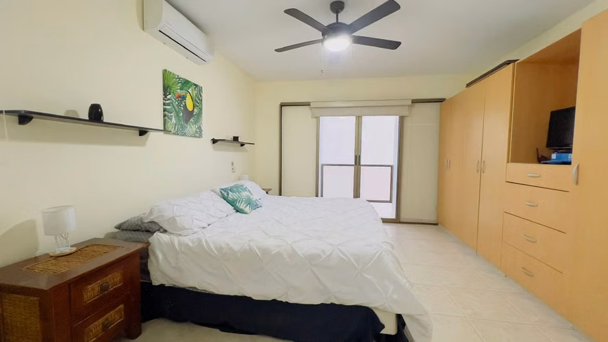 VENTA APARTAMENTO EN PLAYA BLANCA  (MR)