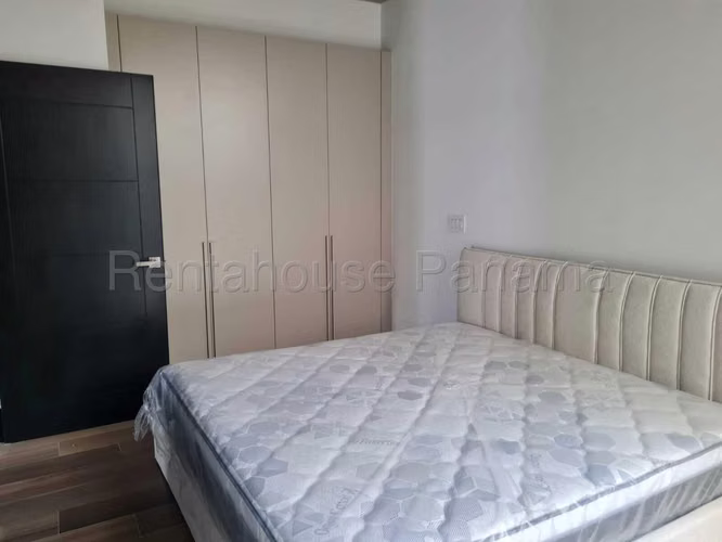 Apartamento en Alquiler en Casco Antiguo AFC 26-28