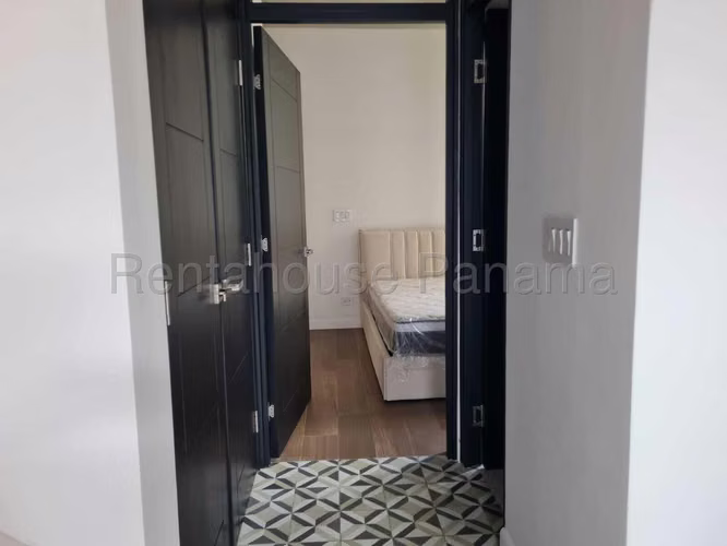 Apartamento en Alquiler en Casco Antiguo AFC 26-28