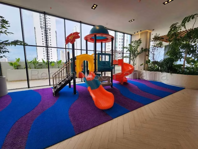 Apartamento en Alquiler en Coco del Mar AFC 26-7141