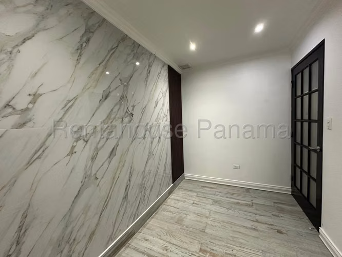 Local Comercial en Alquiler en Marbella AFC 26-6551