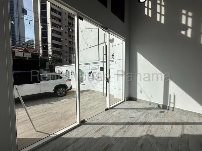 Local Comercial en Alquiler en Marbella AFC 26-6551