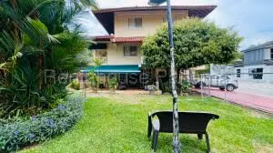 Venta de Casa con 323m2 en Albrook 26-8118SR