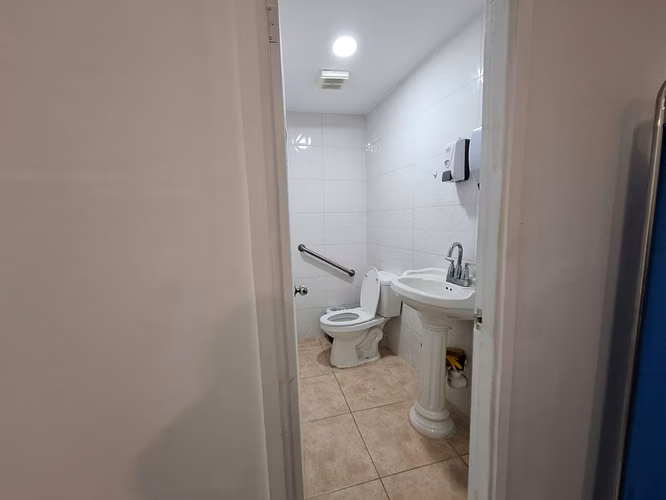 ALQUILER – LOCAL EN PH LIBERTY PLAZA, 12 DE OCTUBRE PRECIO SUPER NEGOCIABLES