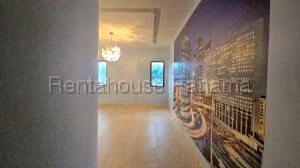 Venta de Casa con 866m2 en Costa del Este PH Paseo del Parque 26-8126SR