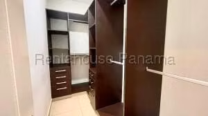 Venta de Casa con 258m2 en Panama Pacifico PH River Valley 26-7749SR