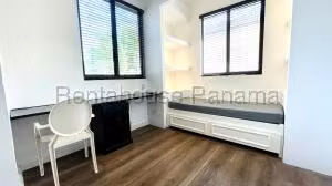 Venta de Casa con 258m2 en Panama Pacifico PH River Valley 26-7749SR