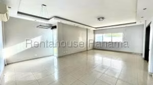 Venta de Casa con 652m2 en Altos de Panama PH Horizontes II 26-7209SR