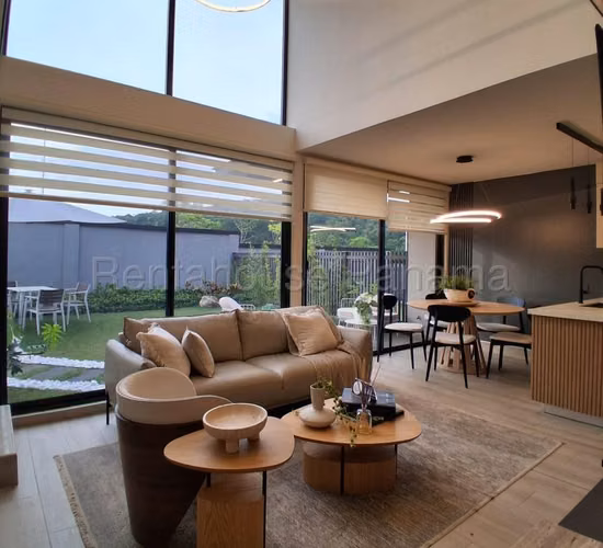 Venta de Casa en Panama Norte Ph Aura 152 Mts PD