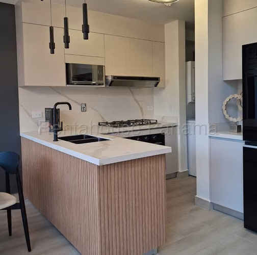 Venta de Casa en Panama Norte Ph Aura 152 Mts PD