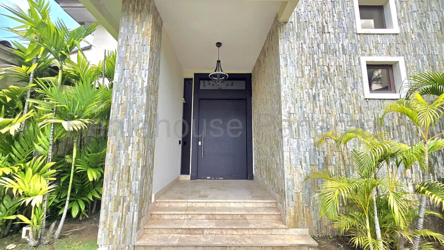 Venta de Casa en Costa del Este Ph Paseo del Parque 866.34 Mts PD