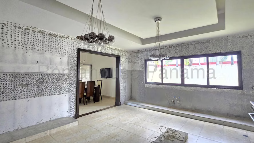 Venta de Casa en Costa del Este Ph Paseo del Parque 866.34 Mts PD