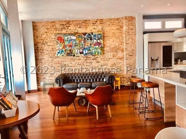 Vendo Apartamento en Casco Antiguo OF 26-8145