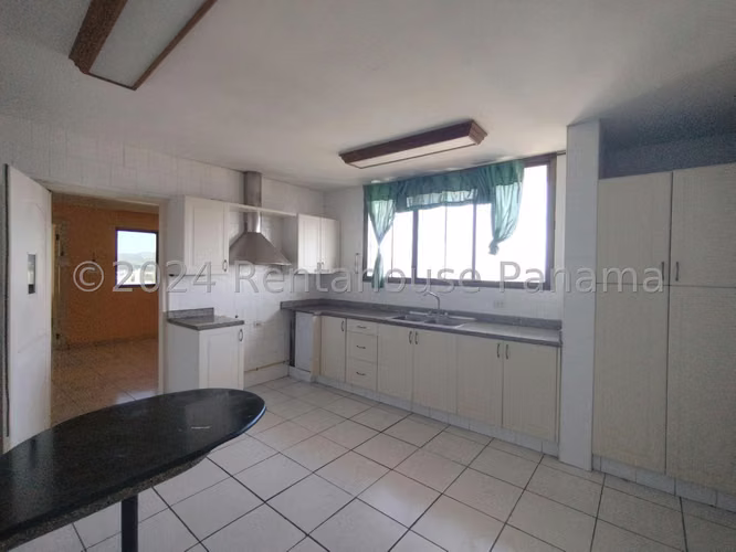 Alquiler de Apartamento en Betania Ph Beverly Hills KC