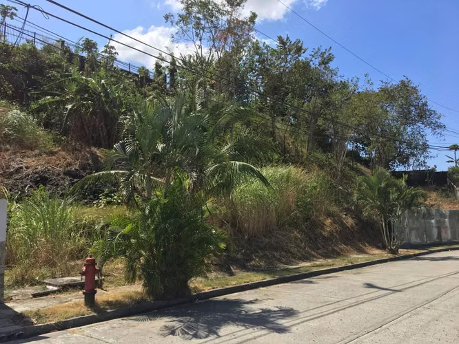Terreno en Venta en Villa de las Fuentes CIG225030