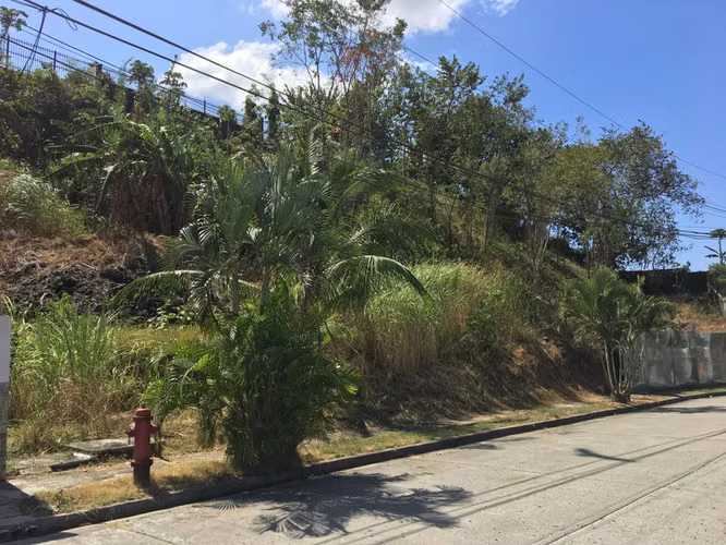Terreno en Venta en Villa de las Fuentes CIG225030