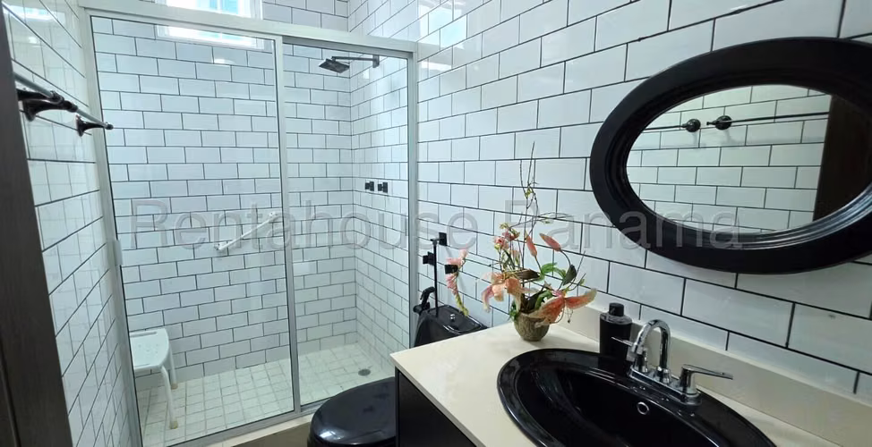 Se Vende Apartamento en San Francisco LA26-8149