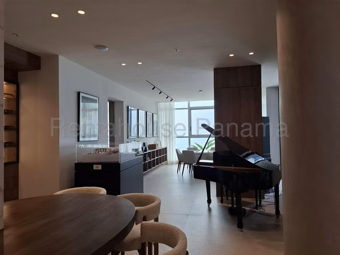 Apartment for Sale in Bellavista LA26-8178