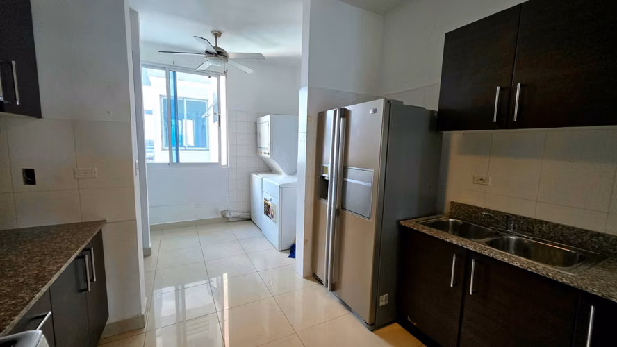 Alquiler de Apartamento en Obarrio Panamá | PH Galería Uno con 3 Habitaciones y 2 Estacionamientos - Imagen 8