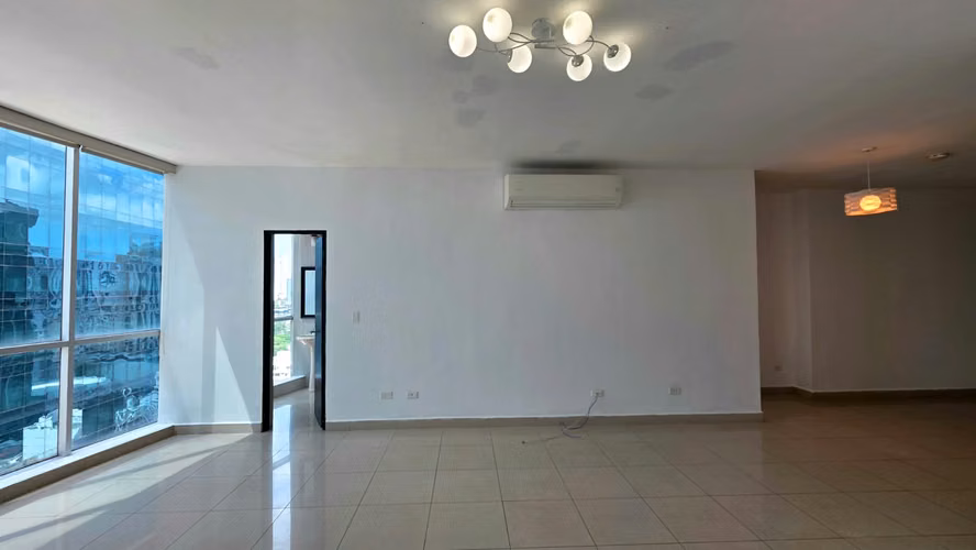 Alquiler de Apartamento en Obarrio Panamá | PH Galería Uno con 3 Habitaciones y 2 Estacionamientos - Imagen 4