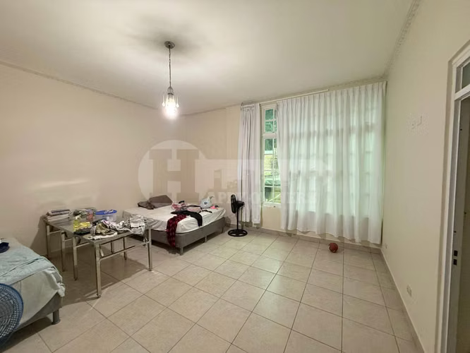 Venta de casa de 2 niveles en San Francisco