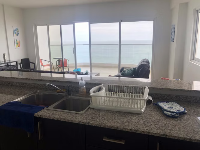 Venta de apartamento frente al mar en Farallon