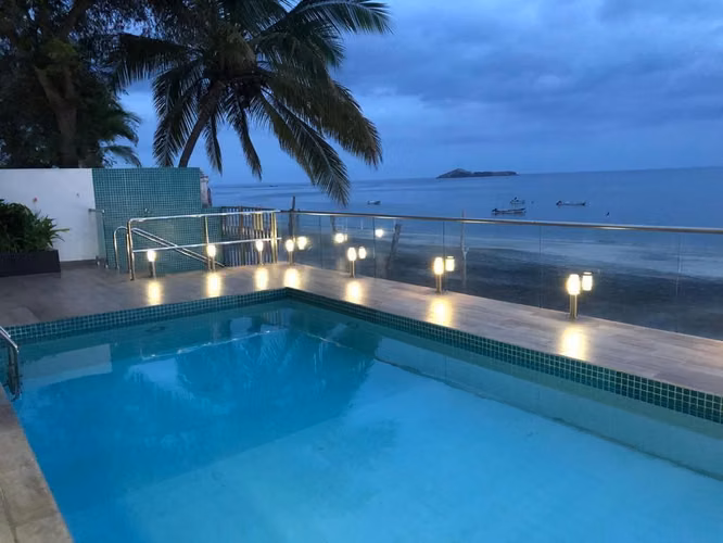 Venta de apartamento frente al mar en Farallon