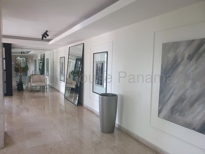 Se Vende Apartamento en Paitilla MDV26-8039