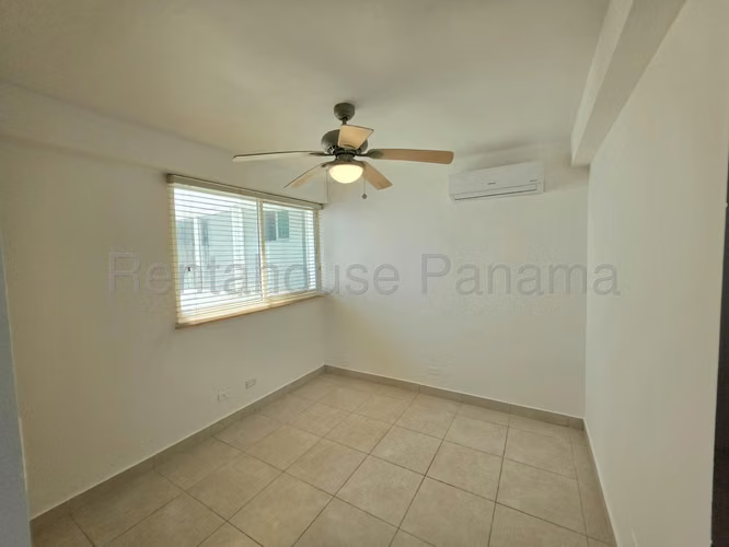 Se Vende Apartamento en Edison Park MDV26-8014