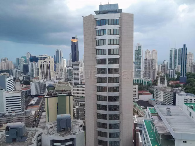 Vendo Apartamento de 95 m² en PH Vitro Loft, Bellavista 26-5924GG