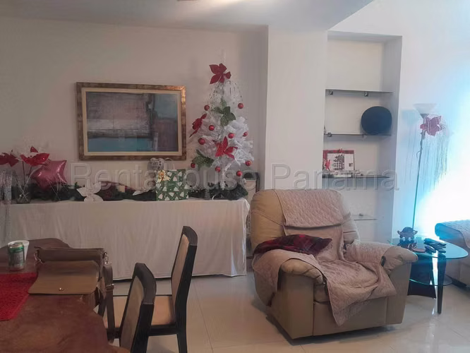 Vendo Apartamento de 95 m² en PH Vitro Loft, Bellavista 26-5924GG