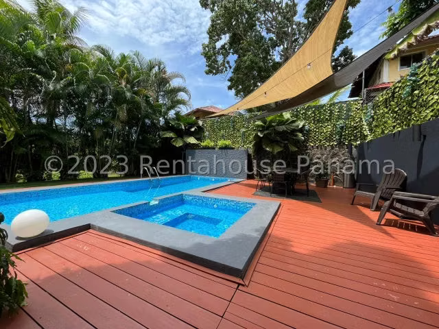 Venta Casa con Piscina Albrook 26YCG6841